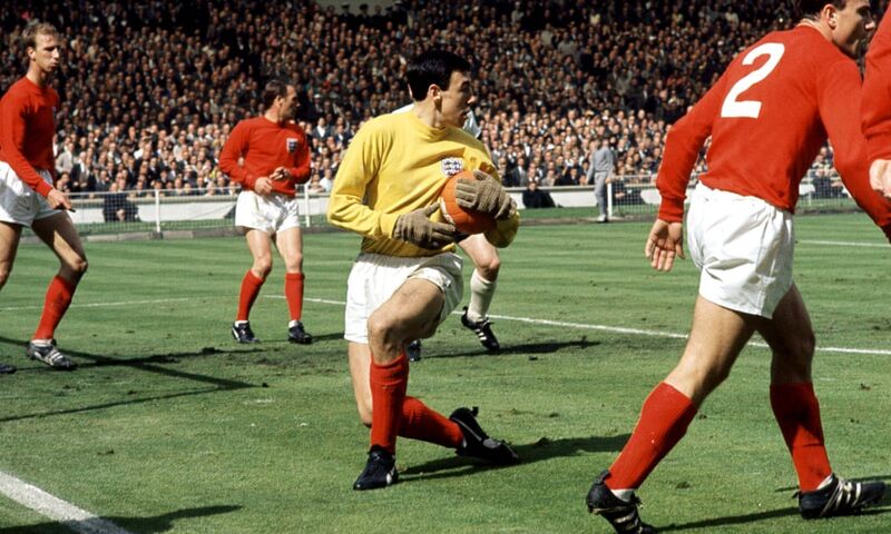 Gordon Banks với pha cứu thua lịch sử