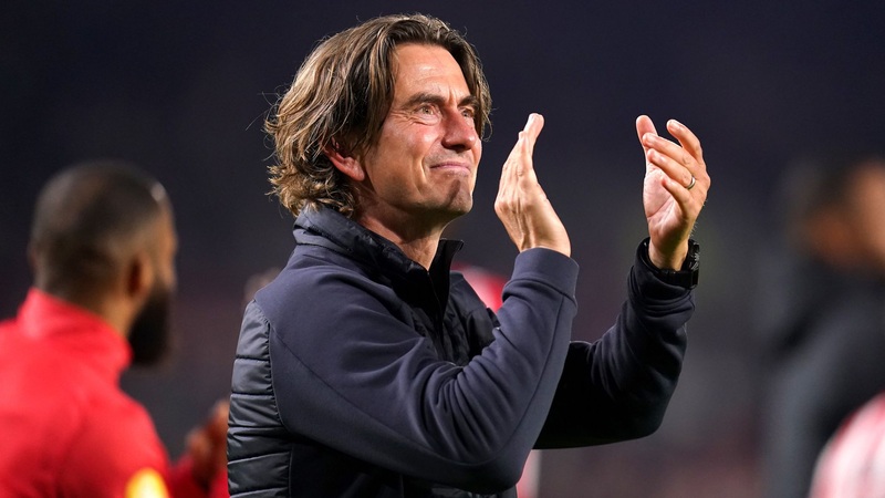 Huấn luyện viên tài năng tại Brentford